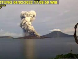 Masyarakat Diimbau Jauhi Radius 2 KM, usai Anak Krakatau Erupsi 9 Kali