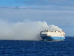 Kapal Kargo Felicity Ace Pengangkut Mobil Mewah Terbakar di Samudra Atlantik