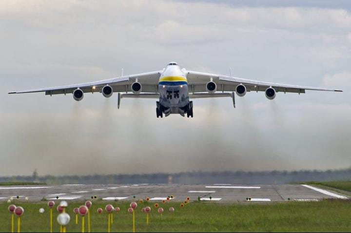 Pesawat Antonov AN-225 Dikabarkan Hancur karena Serangan Rusia