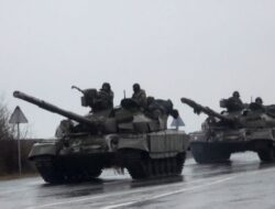 Rusia Serang Ukraina, Lumpuhkan Infrastruktur Militer