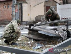 Rusia Serang Kota-kota Ukraina dengan Rudal dan Artileri, Termasuk Kiev
