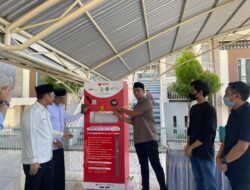 Pertama di Indonesia, ATM Sampah Parkir di Masjid