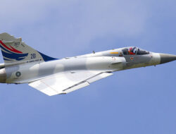 Pesawat Tempur Mirage 2000 Angkatan Udara Taiwan Jatuh ke Laut