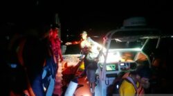 Basarnas Kendari Evakuasi 12 Penumpang Kapal Mati Mesin