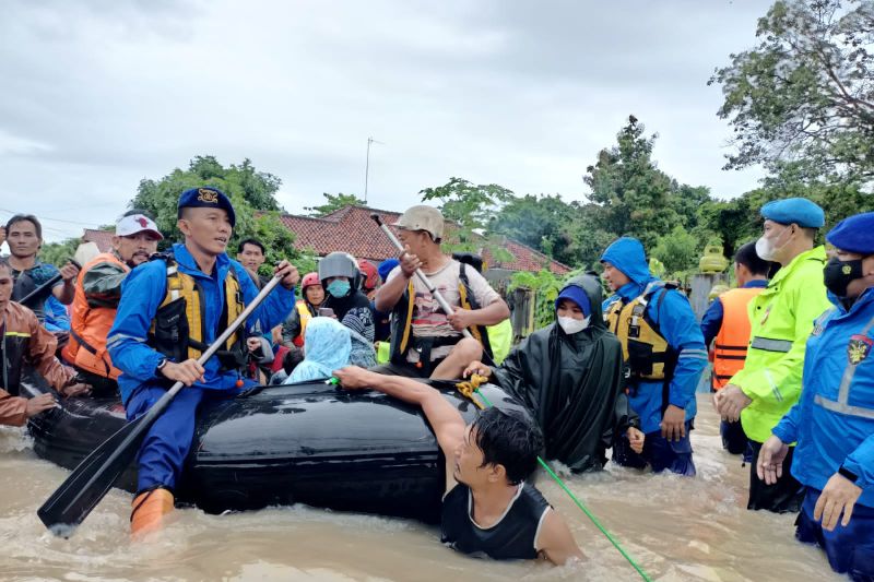 2.298 Rumah hingga Masjid Agung Banten Terdampak Banjir Kota Serang