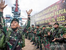 Ratusan Prajurit Yonif Raider 142/Ksatria Jaya Diberangkatkan ke Papua