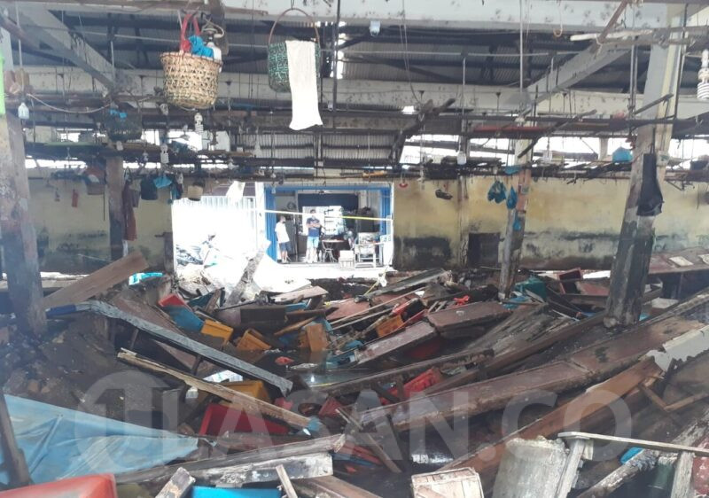 Pasar KUD Tanjungpinang Ambruk, Pedangan Rugi hingga Belasan Juta