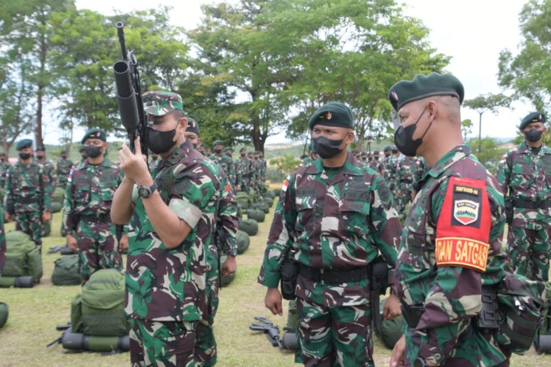 Asop Panglima TNI Cek Kesiapan Prajurit Yonif 136/TS