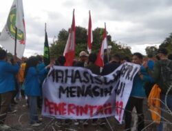 Kemarin, Densus 88 Tangkap 4 Orang Terduga Teroris di Batam, Mahasiswa Tak Puas dengan Kepimpinan Ansar-Marlin