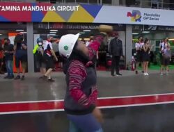 Viral, Aksi Pawang Hujan Rara Istiati Ditiru Quartararo di MotoGP Mandalika