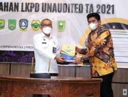 Pemkab Bintan Serahkan LKPD tahun 2021 ke BPK RI