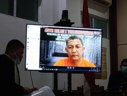 Jaksa Tuntut Terdakwa Korupsi Dana BOS SMAN 1 Batam Setahun Penjara