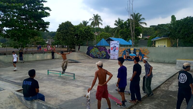 Skateboarder Tanjungpinang, Batam dan Bintan Jalin Silaturahmi Roots Skate & Space