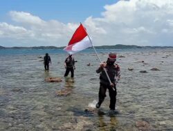 Patroli Perbatasan NKRI, Polsek Bintan Timur Butuh 3 Jam untuk Sampai ke Pulau Sentut