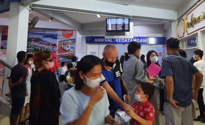 Wisman Singapura dan Malaysia Ramai Datang ke Batam pada H-2 Lebaran