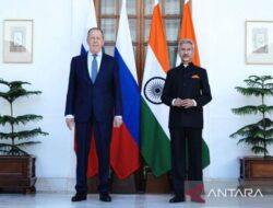 Rusia-India Pakai Uang Rupee-Rubel untuk Perdagangan Meski AS dan Inggris Menekan