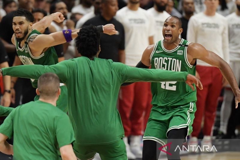 Singkirkan Heat, Celtics Bertemu Warriors di Final