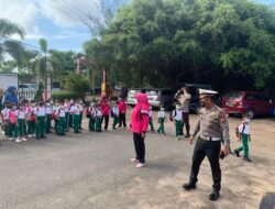 Polsek Bintan Timur Kenalkan Fungsi Kepolisian kepada Puluhan Siswa TK Antam