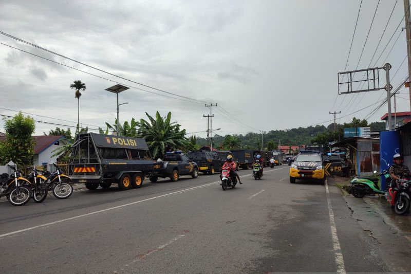 Ratusan TNI-Polri Amankan Manokwari saat Pelantikan Pj Gubernur Papua Barat