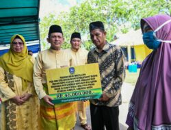 Gubernur Kepri Serahkan Bantuan Dana Hibah untuk Rumah Ibadah di Tambelan