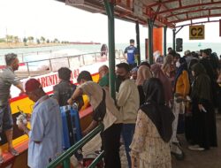 Jumlah Penumpang Pelabuhan SBP Tanjungpinang Capai 1.500 Orang saat Libur Waisak