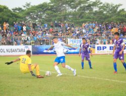 Persib Bandung Bantai Batam Renggali 10-0, David da Silva Hattrick