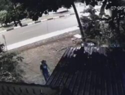 Aksi Pencuri Burung Terekam CCTV Viral di Tanjungpinang