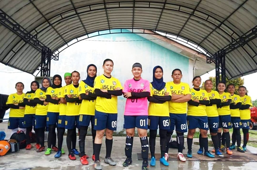 Tim sepak bola wanita