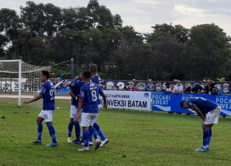 Persib Bandung Vs Tanjong Pagar FC, Ezra Cetak Brase di Babak Pertama