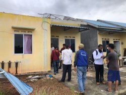 Tujuh Unit Rumah Dihantam Angin Puting Beliung di Tanjungpinang