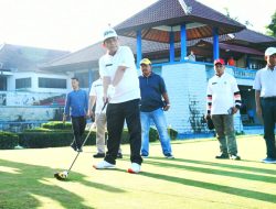 Ansar Ahmad Buka Turnamen Golf Gubernur Cup 2022