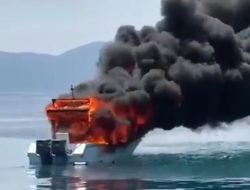 Speed Boat Puskel Anambas Terbakar di Tarempa