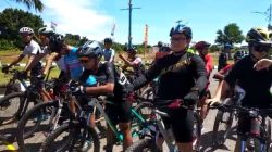 Puluhan Pesepeda Ikut Turnamen Balap Criterium Race 2022 di Pulau Dompak