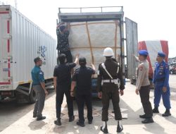 Petugas Gabungan Temukan Sejumlah Barang Diduga Ilegal di Telaga Punggur Batam