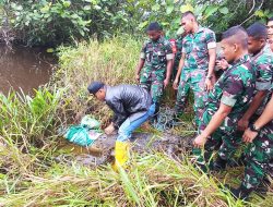 Buaya 3,5 Meter Tangkapan Warga Pulau Laut Dilepasliarkan ke Sungai Penarik