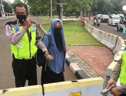 Wanita Bawa Pistol Todong Paspampres di Istana Negara
