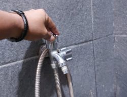 Air PDAM Tak Mengalir 6 Hari, Warga Tanjungpinang Terpaksa Mandi Beli Air Galon