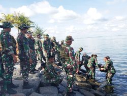 Prajurit Yonmarhanlan IV Latihan Demo untuk Atraksi HUT ke-77 TNI