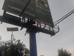Seorang Pria Tewas Tersengat Listrik di Atas Papan Reklame di Batam
