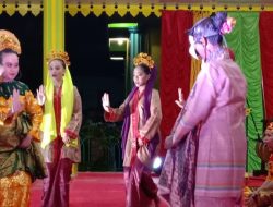 Pentas Teater Makyong Buka Perayaan Hari Jadi Pemkab Bintan ke- 74