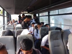 Orangtua Siswa di Bintan Minta Bus Sekolah Ditambah