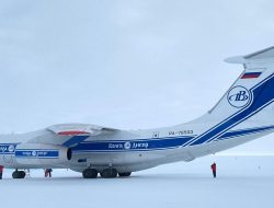 Rusia Buka Pangkalan Udara Baru ‘Zenit’ di Antartika