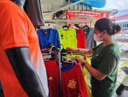 Pedagang Masih Takut Jual Jersey Piala Dunia 2022 di Tanjungpinang