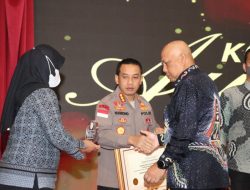 Kapolresta Barelang Terima Penghargaan Kompolnas Award 2022