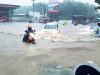 Semarang Dikepung Banjir usai Diguyur Hujan Selama 8 Jam