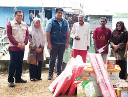 Pemkab Bintan Salurkan Bantuan Korban Bencana Puting Beliung di Mantang