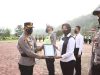 Kapolres Lingga Berikan Penghargaan kepada 6 Personel Berprestasi