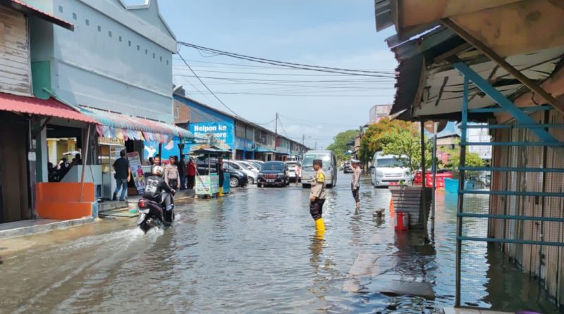 Banjir Rob Tanjung Uban