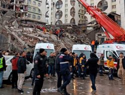 Update Korban Tewas Gempa Turki-Suriah Bertambah 7.266 Orang