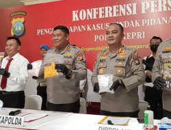 WN Malaysia Ditangkap Polisi Kedapatan Bawa Narkotika 1,3 Kg di Batam